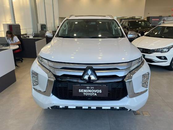 MITSUBISHI PAJERO SPORT 2.4 16V MIVEC TURBO DIESEL HPE-S AWD AUTOMÁTICO