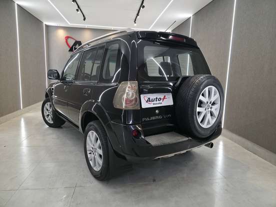 MITSUBISHI-PAJERO TR4-2.0 4X2 16V 140CV FLEX 4P AUTOMÁTICO MITSUBISHI-PAJERO TR4-2014