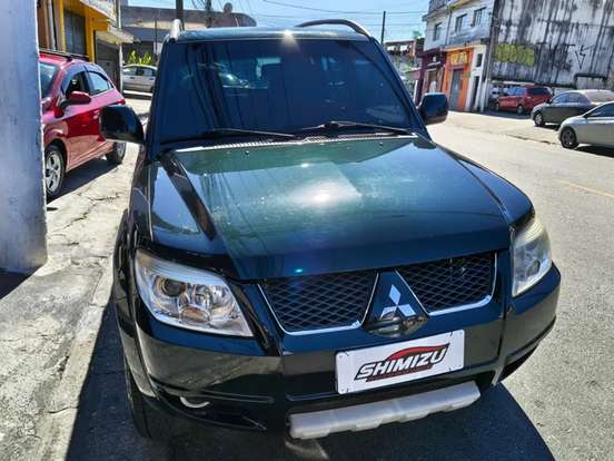 MITSUBISHI-PAJERO TR4-2.0 4X4 16V 140CV FLEX 4P AUTOMÁTICO MITSUBISHI-PAJERO TR4-2013