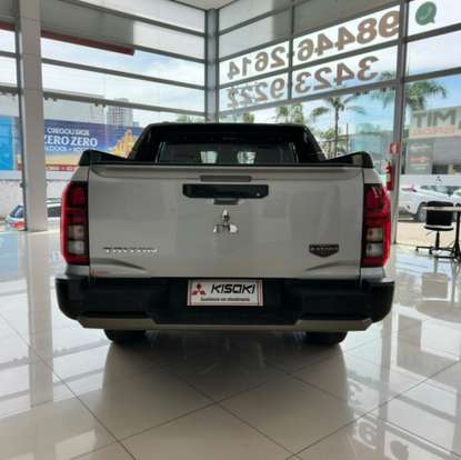 MITSUBISHI-TRITON-2.4 BITURBO DIESEL CD KATANA 4X4 AUTOMÁTICO MITSUBISHI-TRITON-2025