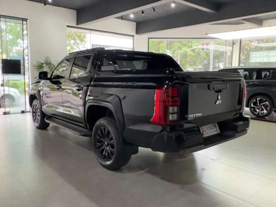 MITSUBISHI-TRITON-2.4 BITURBO DIESEL CD KATANA 4X4 AUTOMÁTICO MITSUBISHI-TRITON-2025