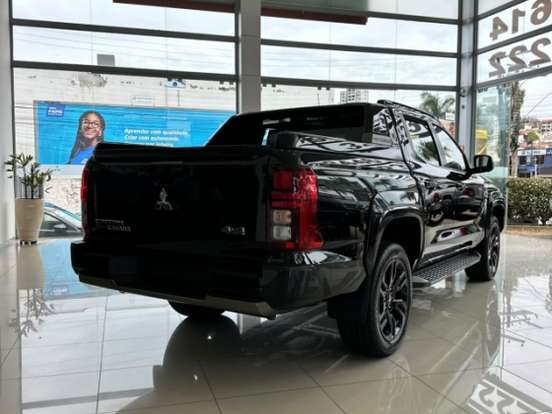 MITSUBISHI-TRITON-2.4 BITURBO DIESEL CD KATANA 4X4 AUTOMÁTICO MITSUBISHI-TRITON-2026