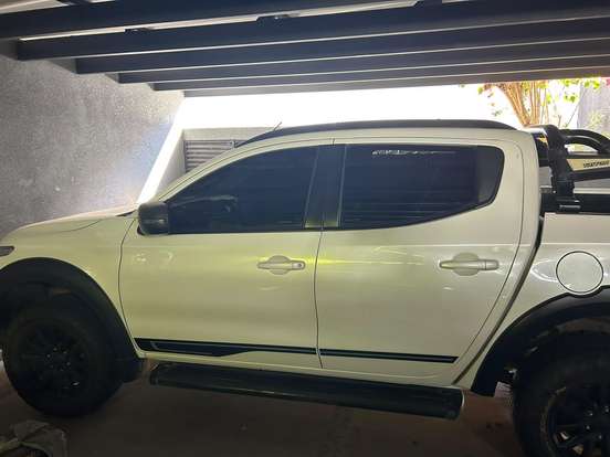 MITSUBISHI-L200 TRITON-2020