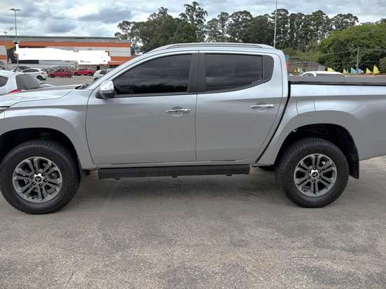 MITSUBISHI-L200 TRITON-2.4 16V TURBO DIESEL SPORT HPE-S CD 4P 4X4 AUTOMÁTICO MITSUBISHI-L200 TRITON-2021