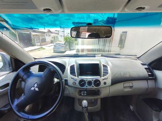 MITSUBISHI-L200 TRITON-2017