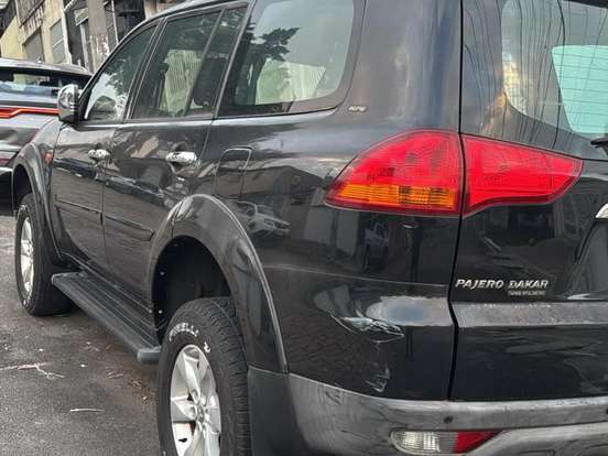 MITSUBISHI-PAJERO DAKAR-3.5 HPE 7 LUGARES 4X4 V6 24V FLEX 4P AUTOMÁTICO MITSUBISHI-PAJERO DAKAR-2012
