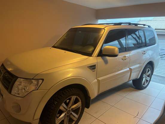 MITSUBISHI-PAJERO FULL-3.2 HPE 4X4 16V TURBO INTERCOOLER DIESEL 4P AUTOMÁTICO MITSUBISHI-PAJERO FULL-2013