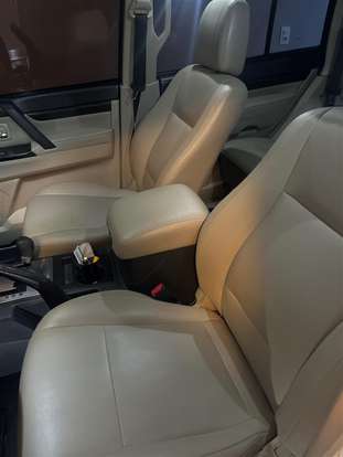 MITSUBISHI-PAJERO FULL-2013