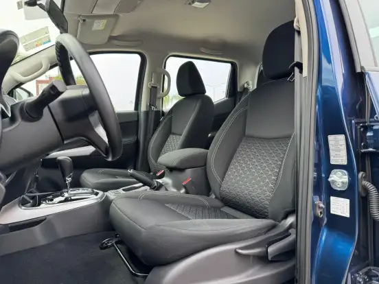 NISSAN-FRONTIER-2024