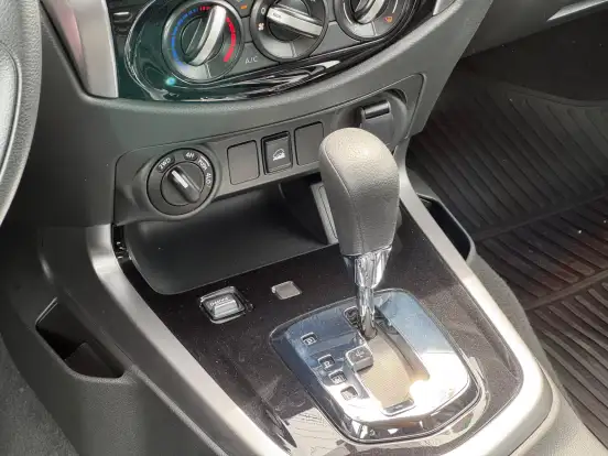 NISSAN-FRONTIER-2024