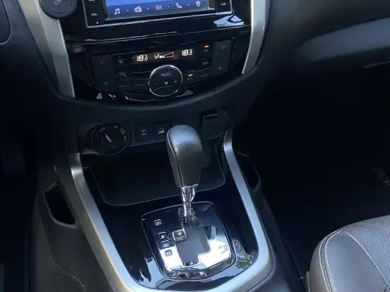 NISSAN-FRONTIER-2.3 16V TURBO DIESEL LE CD 4X4 AUTOMÁTICO NISSAN-FRONTIER-2018