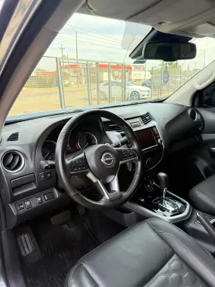 NISSAN-FRONTIER-2025