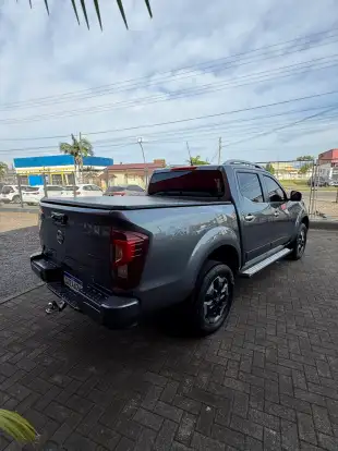 NISSAN-FRONTIER-2025