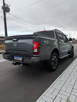 NISSAN-FRONTIER-2025