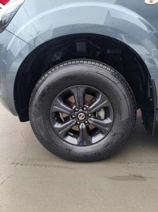 NISSAN-FRONTIER-2020
