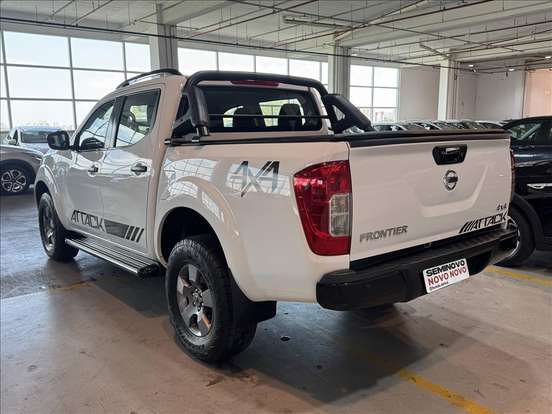 NISSAN-FRONTIER-2019