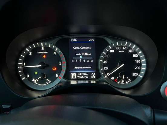NISSAN-FRONTIER-2.3 16V TURBO DIESEL LE CD 4X4 AUTOMÁTICO NISSAN-FRONTIER-2021
