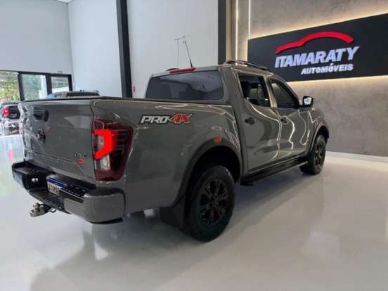 NISSAN-FRONTIER-2022