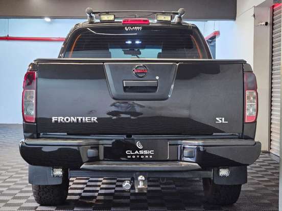NISSAN-FRONTIER-2015