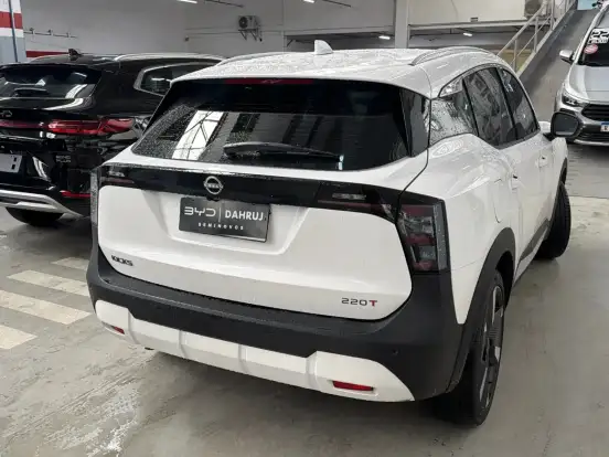 NISSAN-KICKS-2025