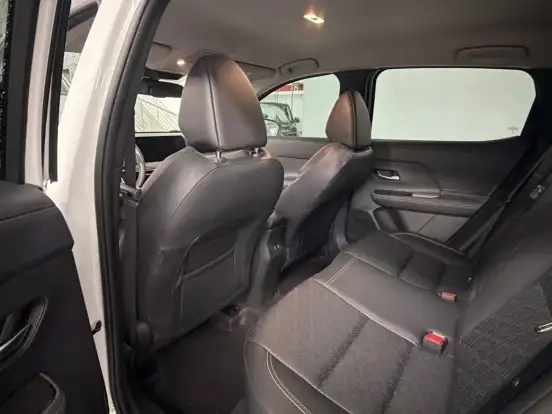 NISSAN-KICKS-2025