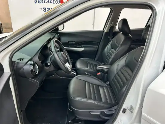 NISSAN-KICKS-2022