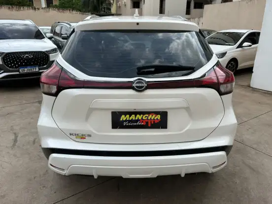 NISSAN-KICKS-2022