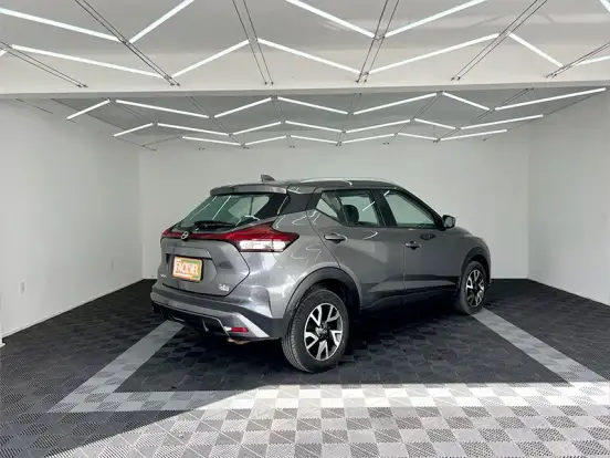 NISSAN-KICKS-2024