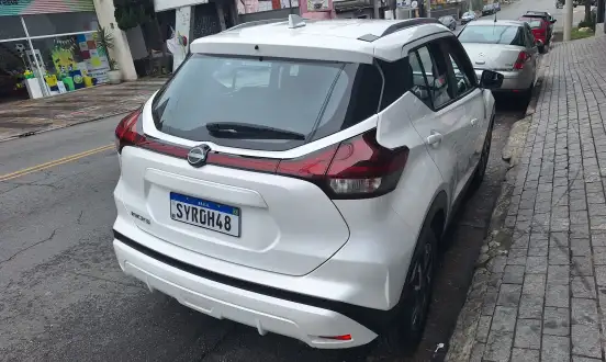NISSAN-KICKS-2024