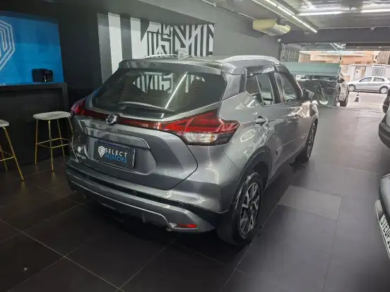 NISSAN-KICKS-2022