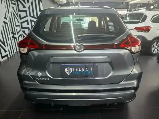 NISSAN-KICKS-2022