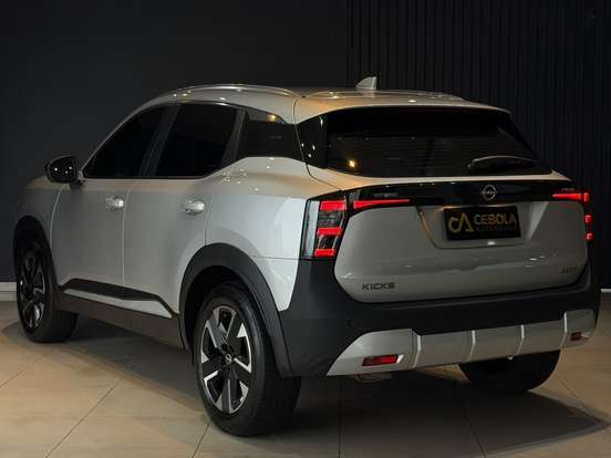 NISSAN-KICKS-2025