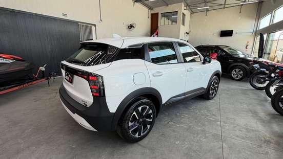 NISSAN-KICKS-2025