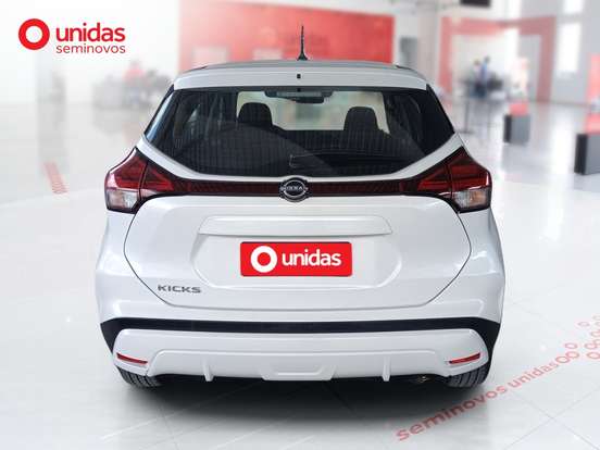 NISSAN-KICKS-2024
