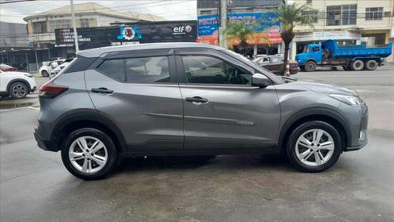 NISSAN-KICKS-2023
