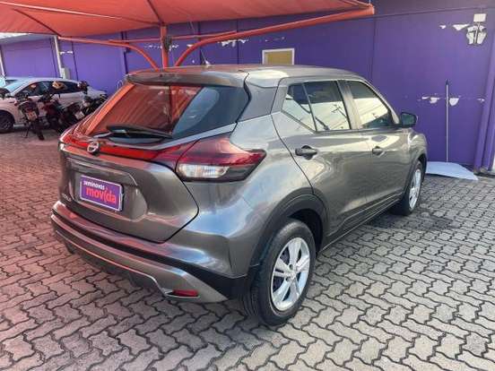 NISSAN-KICKS-2023