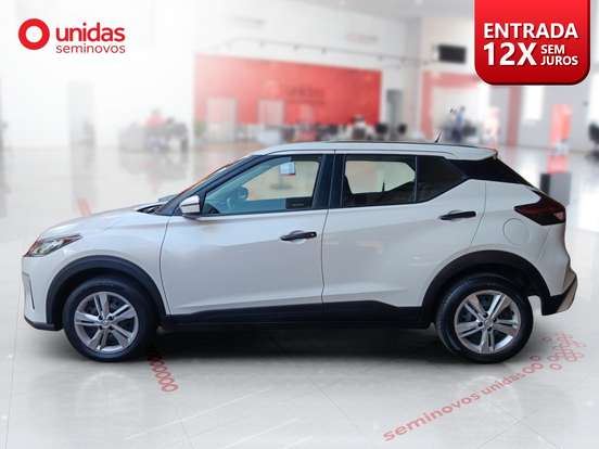 NISSAN-KICKS-2023