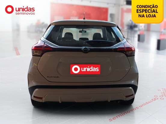 NISSAN-KICKS-2023