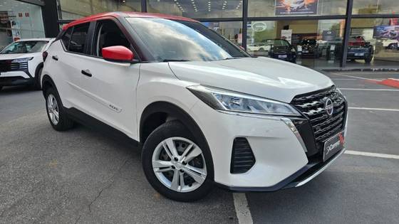 NISSAN KICKS 1.6 16V FLEXSTART ACTIVE XTRONIC