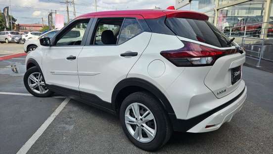 NISSAN-KICKS-2022