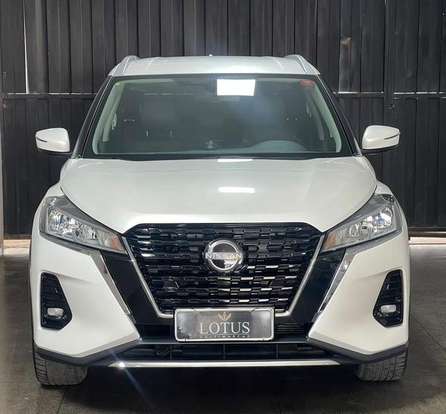 NISSAN-KICKS-2023