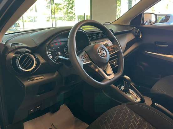 NISSAN-KICKS-2024