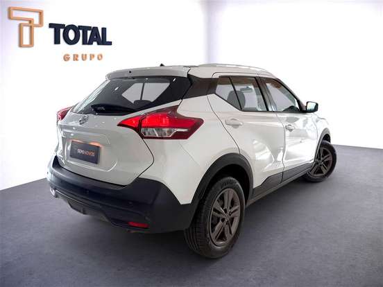 NISSAN-KICKS-2018
