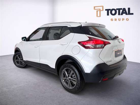 NISSAN-KICKS-2018