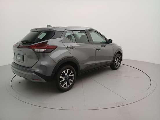 NISSAN-KICKS-2024