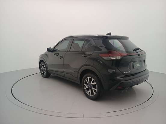 NISSAN-KICKS-2024