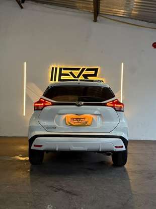 NISSAN-KICKS-2022