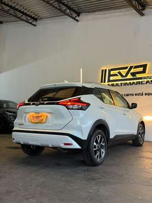NISSAN-KICKS-2022