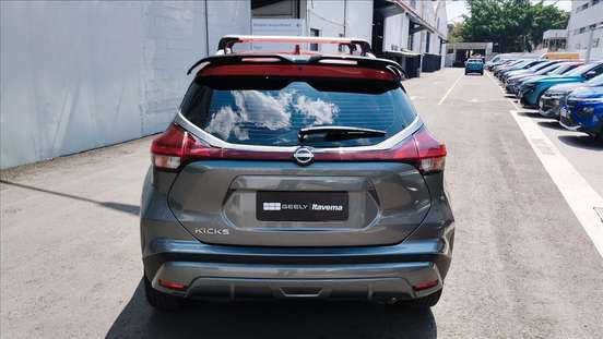 NISSAN-KICKS-2022