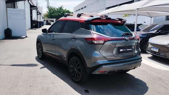 NISSAN-KICKS-2022